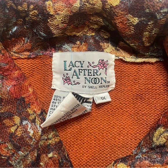 Vintage Lacy Afternoon floral detail cardigan - Picture 2 of 3